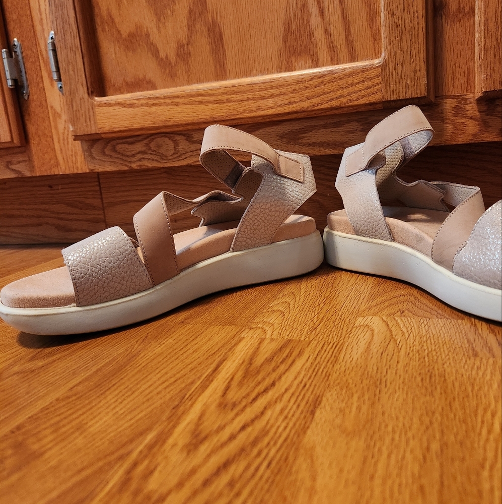Romika Beige/Stone Strappy Sandals, sz 10/41 - Picture 8 of 8